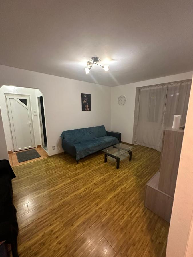 Apartment Apartament Calea Grivitei Podul Grand *