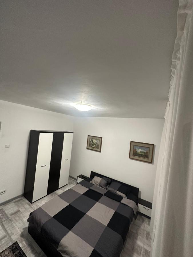 Apartment Apartament Calea Grivitei Podul Grand *